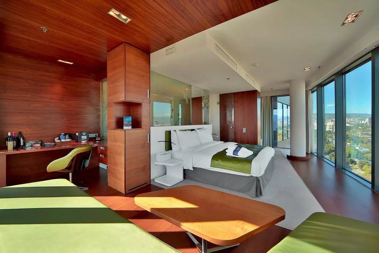 RADISSONBLU_EDIT (8).jpg